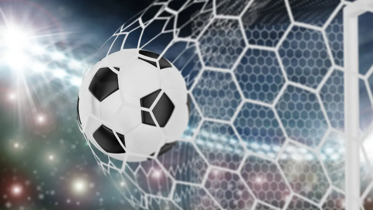 Real Madrid e Napoli lideram a tabela do Grupo C da Liga dos Campeões